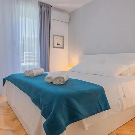 New Delux Garden With Hotube **** Apartment *