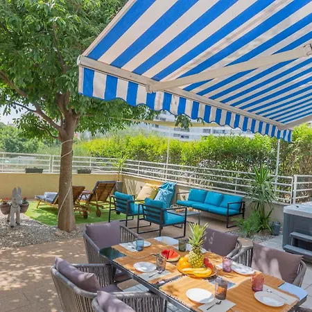 New Delux Garden With Hotube **** Apartment *