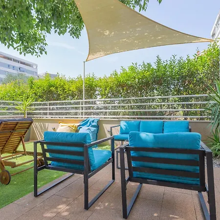 New Delux Garden With Hotube **** Split