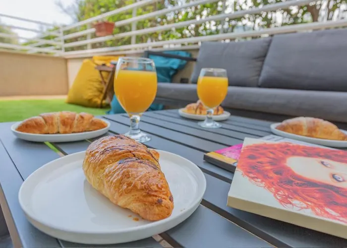 New Delux Garden With Hotube **** Apartment