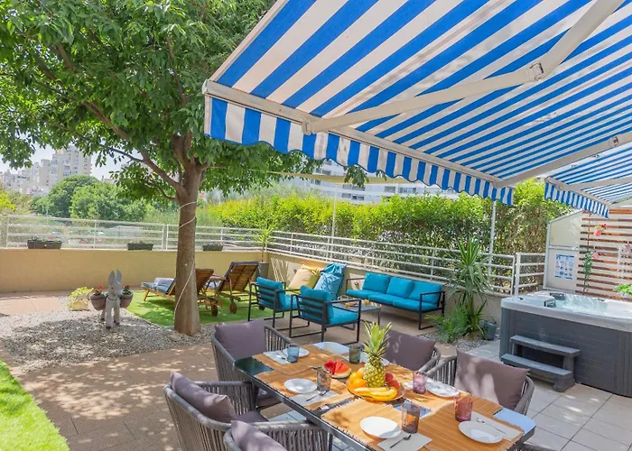 New Delux Garden With Hotube **** Apartment *