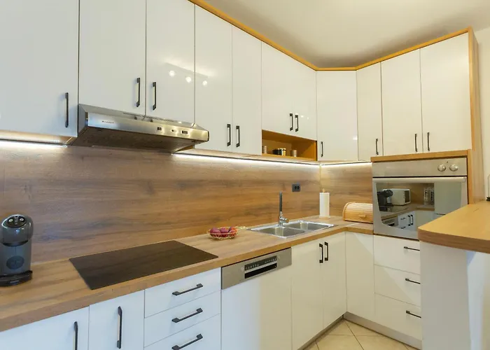 New Delux Garden With Hotube **** * Split